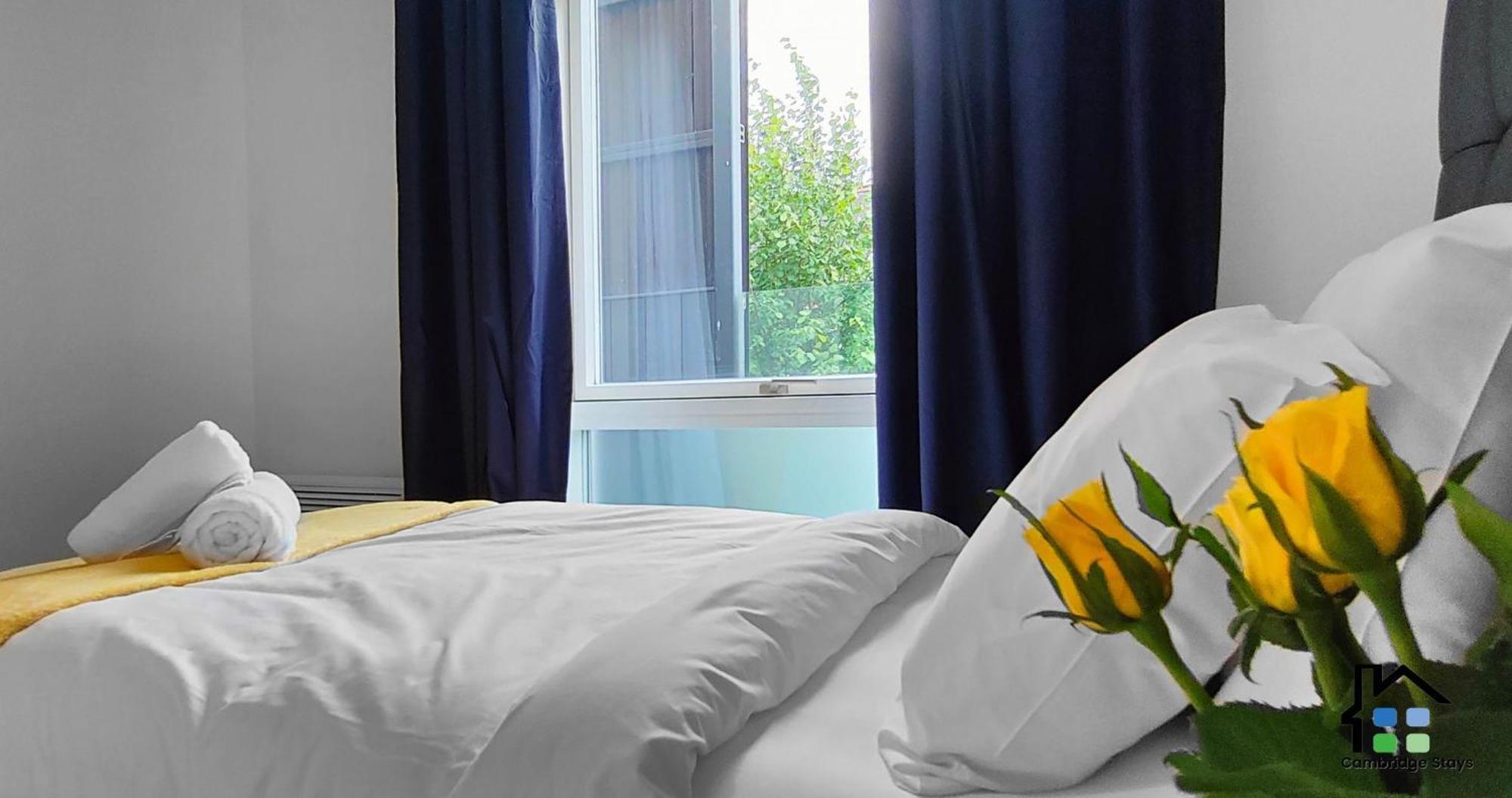 Cambridge Stays Riverside Apart Hotel With 2Br Flats At The City Centre-Parking-Balcony ภายนอก รูปภาพ